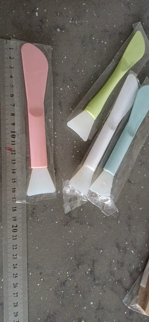 Acc9e354f762443e986e8581cccaa522dJ.jpg